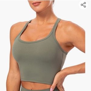 Lavento Longline Sports Bras in Green and White Sz 4